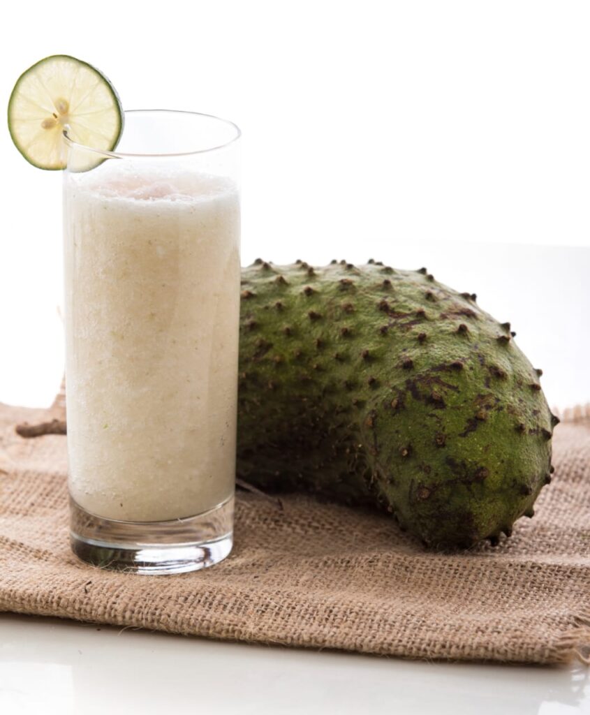 Cancer-Fighting Juices and Smoothies- Soursop for cancer patients - Soursop smoothie for cancer patients